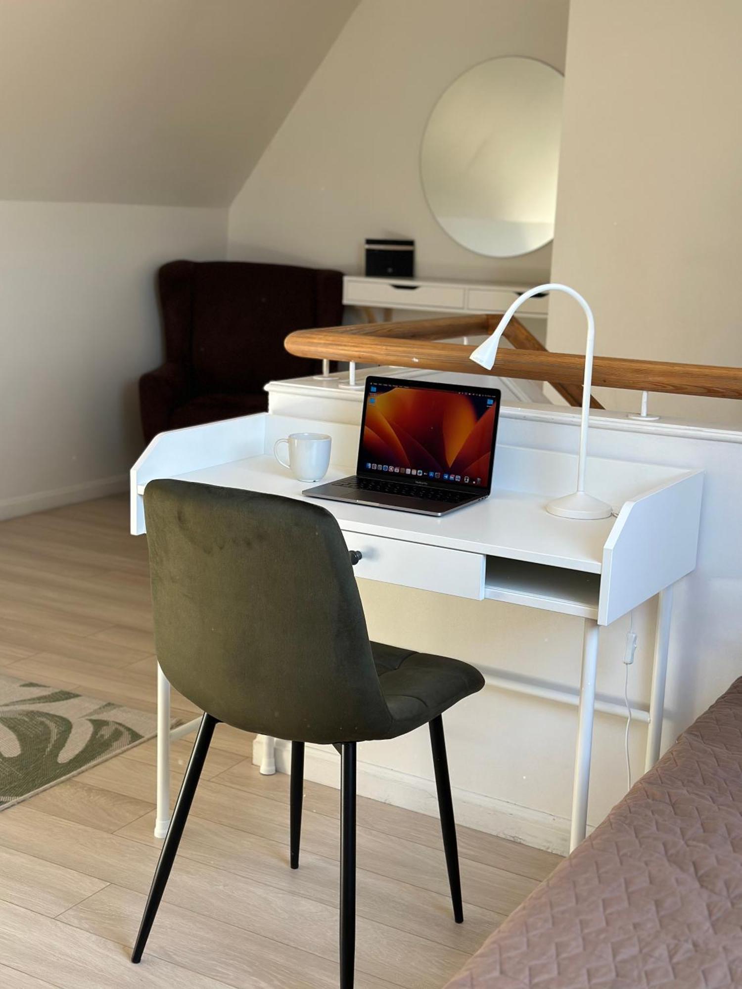 2 Level In Old Town Apartment *